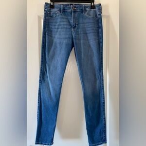 Women’s Hollister Jeans - Size- 9R